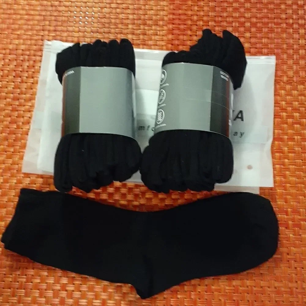 10 Pairs Unisex Cotton Black Crew Socks New In Package